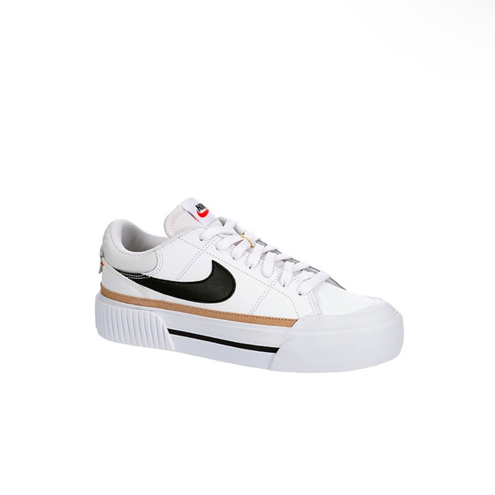 NIKE
COURT LEGACY LF